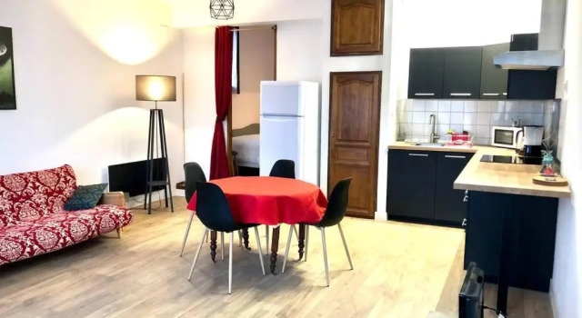 Appart proche gare + Parking , Impasse tranquille, Réserver Appartement Appartements à Tarn-et-Garonne, Appartement