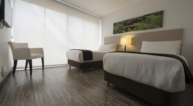 Suite Hotel Espacio 94