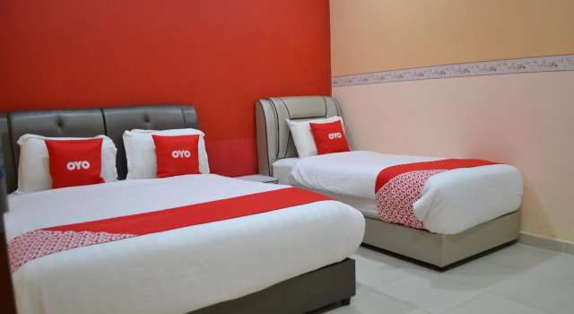 Люкс Superior Hotel Puteri Miqaila