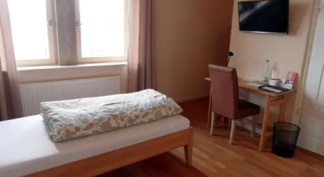 Im Bahnhof - Gästezimmer, Reserva ahora Hotel Hoteles en Baden-Wurtemberg con aparcamiento, Aparcamiento