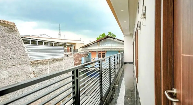 Rudi Rooms near Stasiun Cikarang Mitra RedDoorz, Reserva ahora Hotel Cikarang Oeste de Java