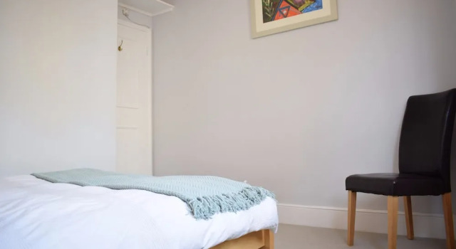 2 Bedroom Apartment Near Clapham Common, Varaa Huoneisto Asunnot kohteessa Merseyside, Huoneisto