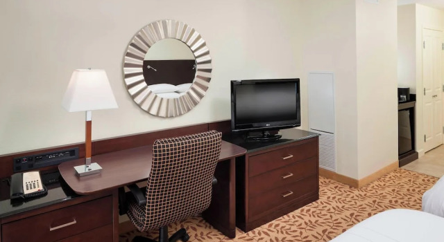 Двухместный люкс Deluxe Houston Marriott Energy Corridor