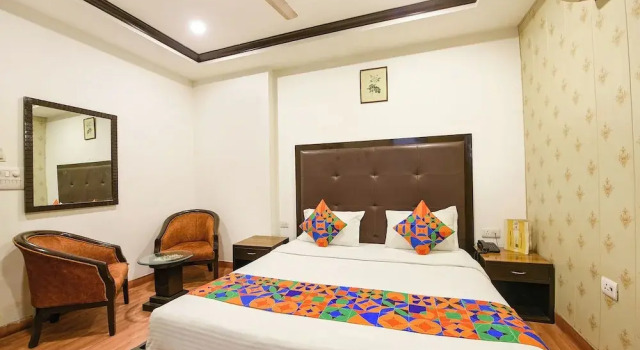 Номер Deluxe Fabhotel Green Park