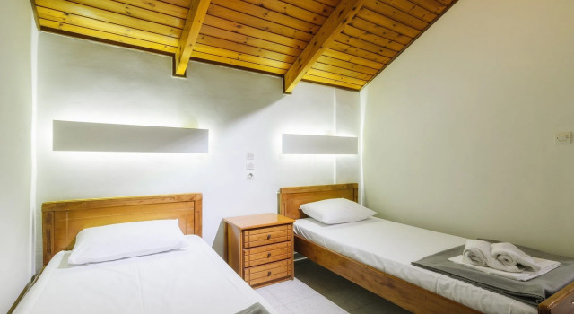 Sea View Studios & Apartments