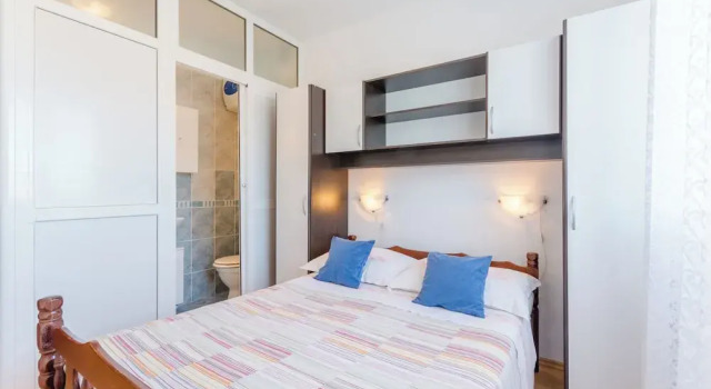 Apartment Mia, Забронировать Апартаменты/квартира Остров Брач 