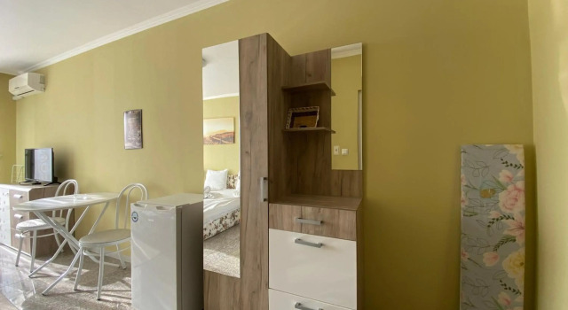 One Bedroom Apartment Admiral Plaza C 45