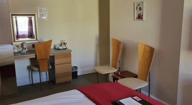 Трёхместный номер Deluxe Rossdene House
