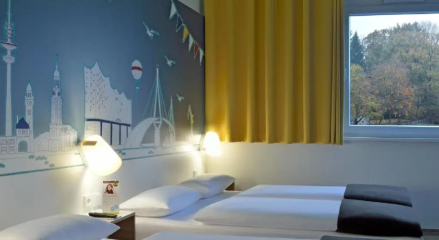 Трёхместный номер B&B Hotel Hamburg-Nord