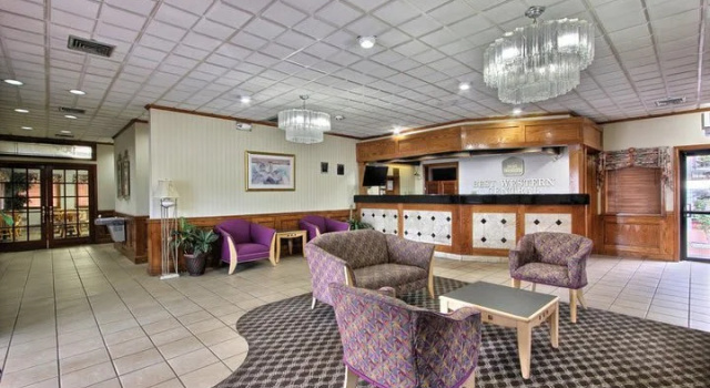 Четырёхместный номер Standard Best Western Central Inn