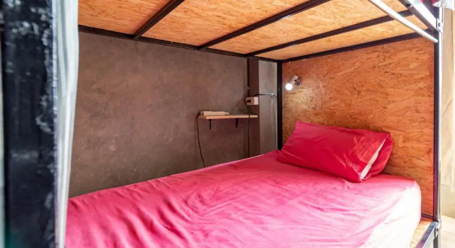 Кровать в общем номере The Beds Ever - Hostel - Adults Only