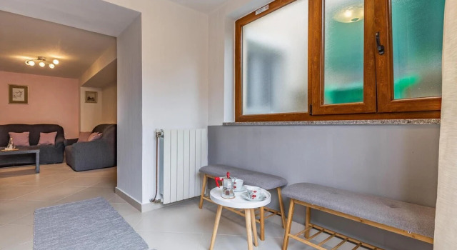 Beautiful Apartment in Liznjan With Wifi and 1 Bedrooms