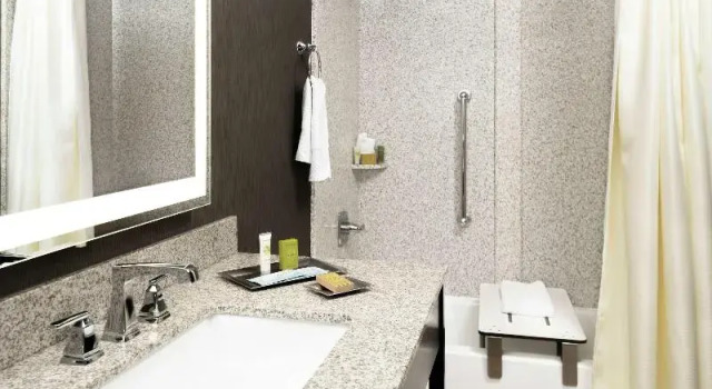 Двухместный номер Standard с балконом и с видом на горы El Conquistador Tucson, A Hilton Resort