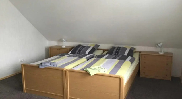 Ferienwohnung Rossis Nüst, 31516, Prenota Appartamento Uplengen Bassa Sassonia