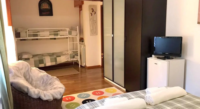 Apartment With 2 Bedrooms In Ragalna With Private Pool Enclosed Garden And Wifi 20 Km From The Beach, Book Apartment Hotels in Sicily with a Pool, Swimming Pool