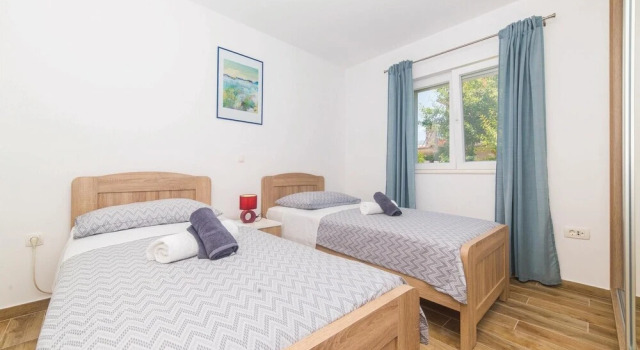 Two-Bedroom Holiday Home In Kastel Novi, Забронировать Дом для отпуска Виллы Кастель-Нови, Вилла