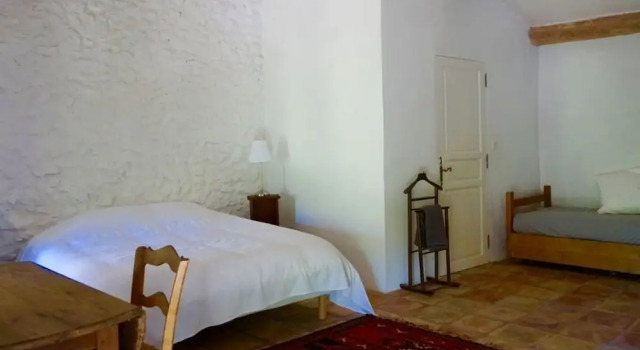 Le Hameau des Liesses, Rezerwuj Hotel Hotele w Owernia z parkingiem, Parking