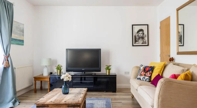 Superb 3-bed House With Parking Garden in London, Boek Hotel Eltham Groot-Londen