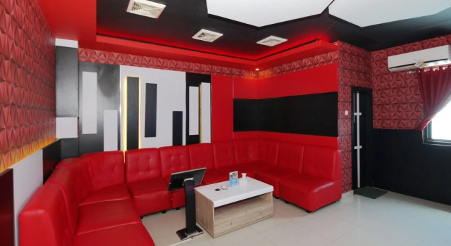Airy Cumi Cumi 8 Palu, Prenota Hotel Hotel a Sulawesi con parcheggio, Parcheggio