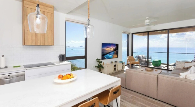 Апартаменты с 3 комнатами SeaDreams Boutique Condos