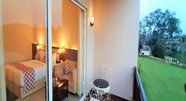Номер Premium с балконом и с видом на сад Kumbhal Exotica Resort Kumbhalgarh