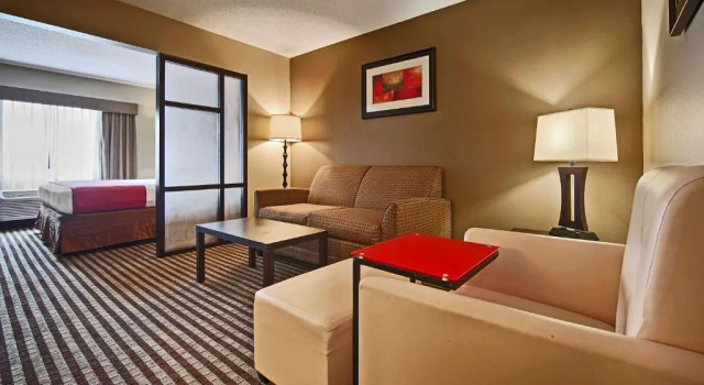 Люкс Comfort Inn & Suites Copley Akron