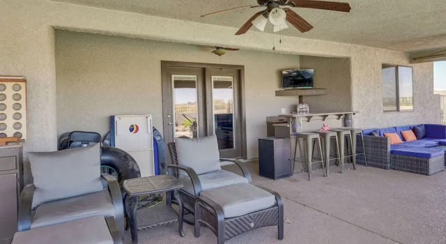 4 Mi to Lake Havasu State Park: Home w/ Mtn Views!
