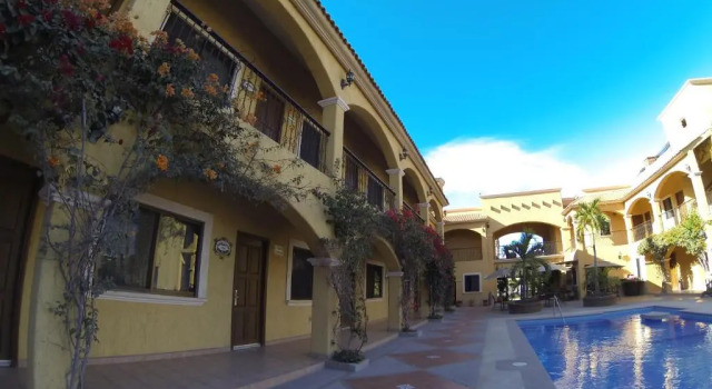 Люкс Standard Hacienda Suites Loreto