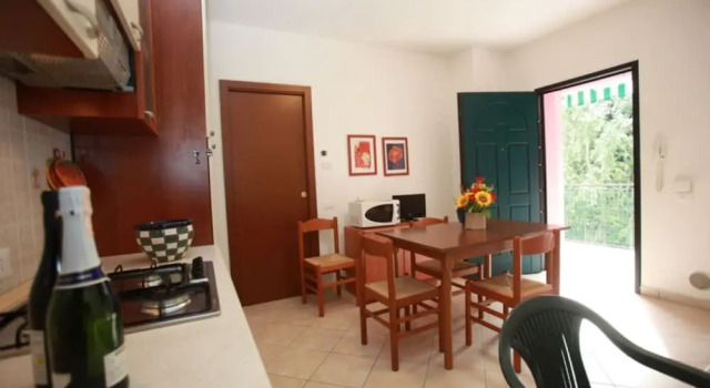 Green Oasis Close to the Center, Prenota Appartamento Hotel a Veneto con parcheggio, Parcheggio