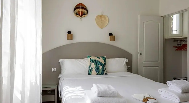 Номер Prestige с балконом Hôtel La Villa Juan Beach