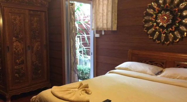 Country View Resort, Varaa Lomakeskus Hotellit North-Eastern Thailand pysäköinnillä, Pysäköinti