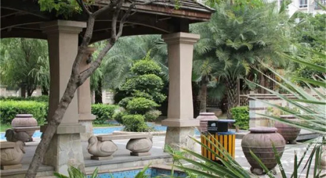 Lijing Holiday Hotel