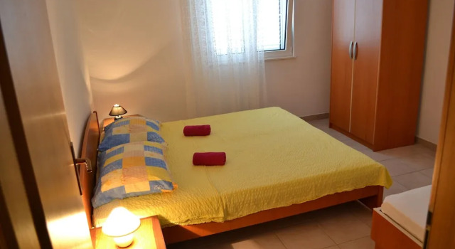 Apartments Marina, Забронировать Апартаменты/квартира Отели Шибеник с парковкой, Парковка