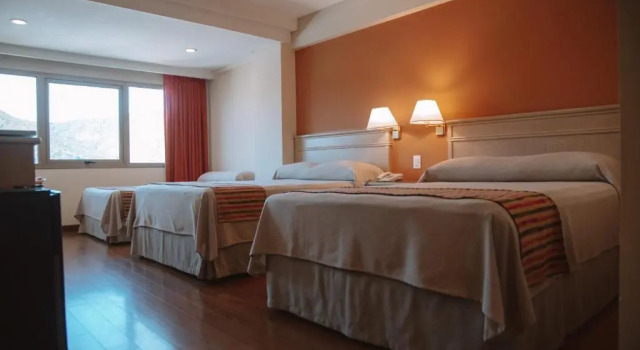 Семейный номер Deluxe Casa Real Hotel