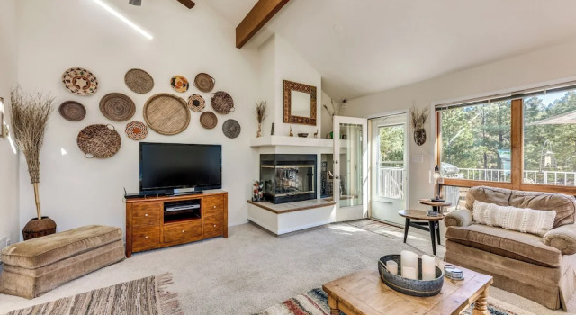Bright Townhome - 1 Mile to Downtown Cloudcroft, Varaa Huoneisto Cloudcroft New Mexico
