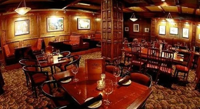 Compass Point Inn