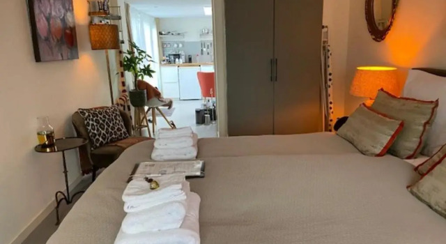 B&B Ereprijs, Забронировать Отель «постель и завтрак»  