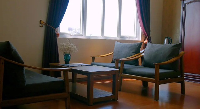 Люкс Gia Bao Hotel