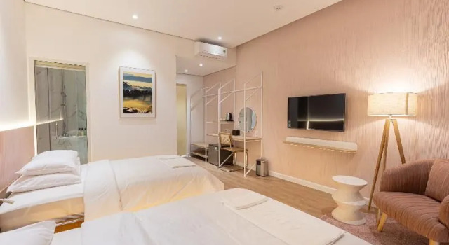 Adela Hostel & Coffee, Забронировать Хостел Далат Ламдонг