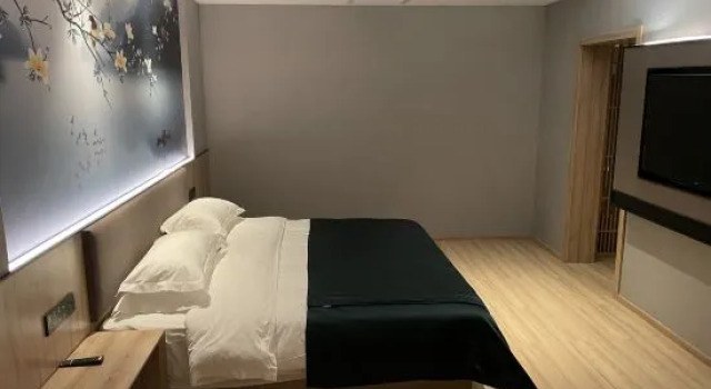 Люкс Business Yulin Polentino Hotel (Railway Station Branch)