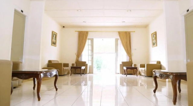 Pondok Indah, Réserver Hôtel Karanganyar Central Java
