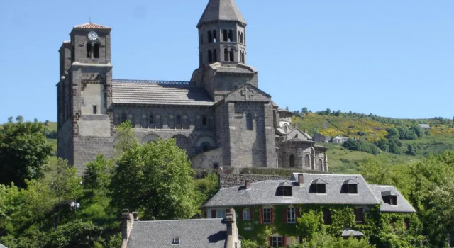 Loustalou Suite Gentiane, Prenota Hotel Saint-Nectaire 