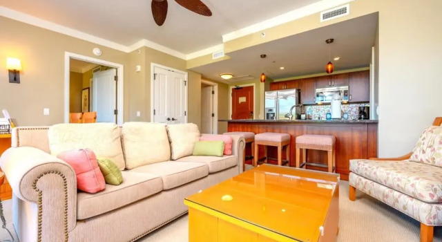 K B M Resorts- Hkh-238 Large 1bdrm, Upgraded, Private Balcony, Easy Pool and Beach Access!