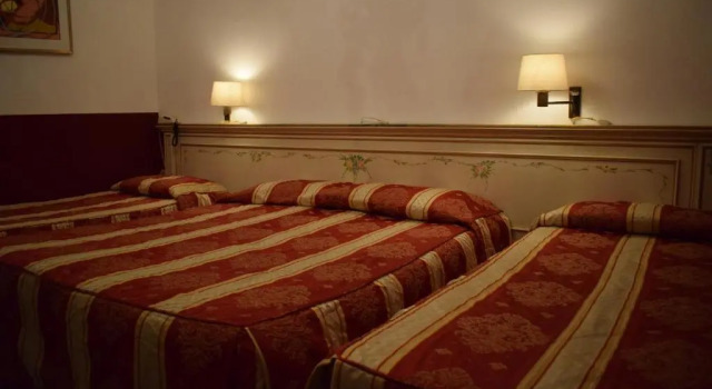 Четырёхместный номер Standard Albergo Basilea