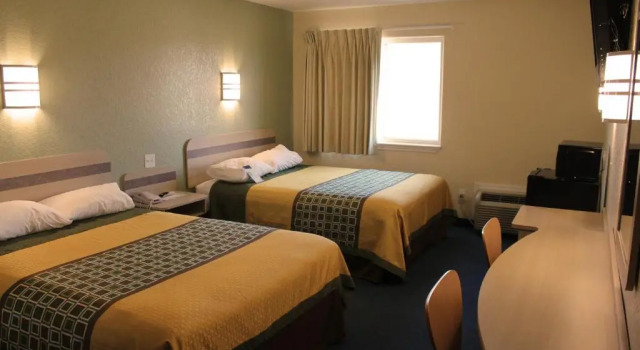 Четырёхместный номер Standard Wine Country Inn