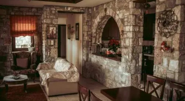 Filoxenia Hotel, Book Hotel  