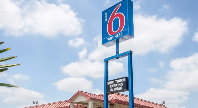 Motel 6-Mesquite, TX - Rodeo - Convention Ctr, Забронировать Мотель Мескит Dallas - Fort Worth Metropolitan Area, рядом с Mesquite Convention Center
