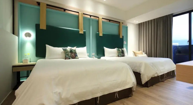 Четырёхместный номер Standard с балконом Hai Sheng Wei B&B