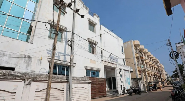 OYO 4028 Hotel Rumani