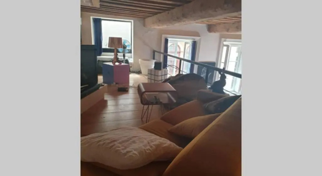 Esprit Loft Design hyper centre Lyon 1er, Забронировать Бутик-отель 01. Отель-де-Виль Лион, рядом с Кафедральный собор Св. Жана